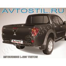 L200 Triton Защита заднего бампера труба d57 с углами черная