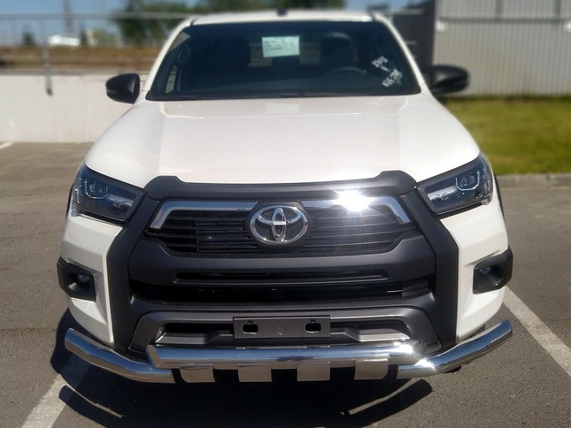   Toyota Hilux Black Onyx 2020