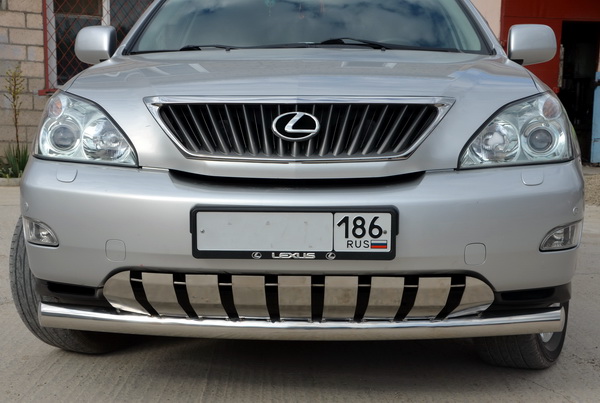    Lexus RX330