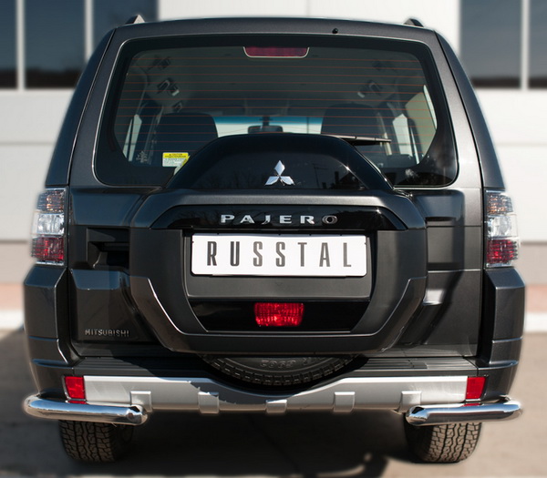   Mitsubishi Pajero 4 2014