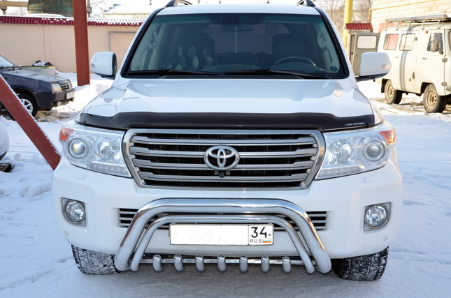   Toyota Land Cruiser 200