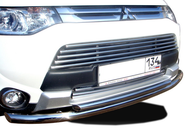    Mitsubishi Outlander 2013