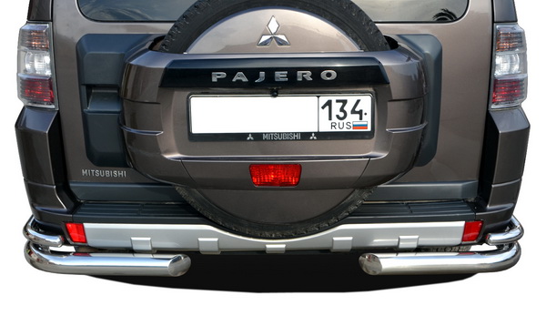    Mitsubishi Pajero 4