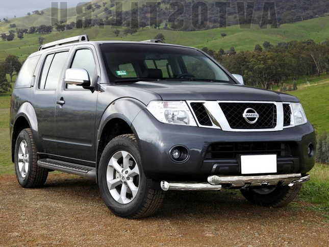    Nissan Pathfinder 2005