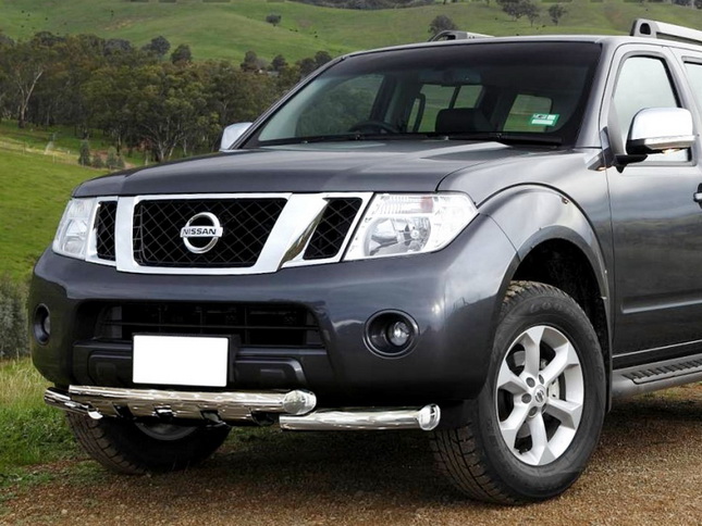   Nissan Pathfinder 2005