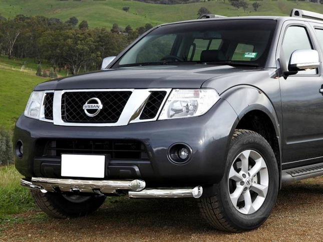   Nissan Pathfinder 2010