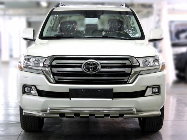    Toyota Land Cruiser 200 2015