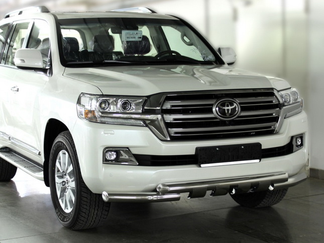    Toyota Land Cruiser 200 2015