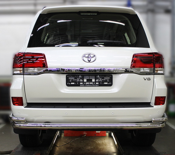 Toyota Land Cruiser 200   