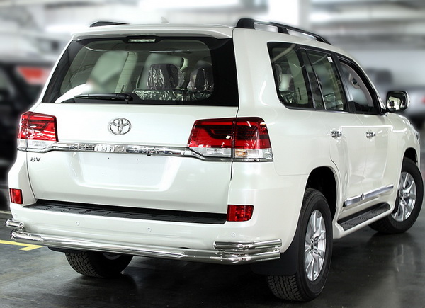   Toyota Land Cruiser 200 2015