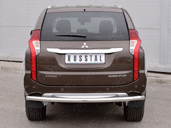    Mitsubishi Pajero Sport 2016