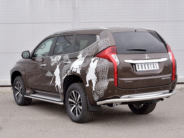    Mitsubishi Pajero Sport 2016
