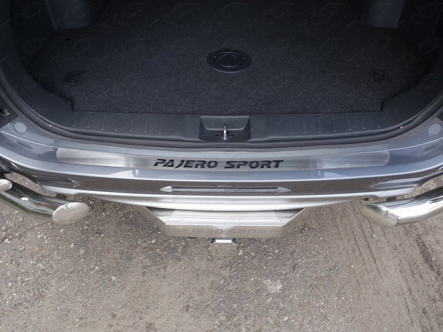  Mitsubishi Pajero Sport 2016