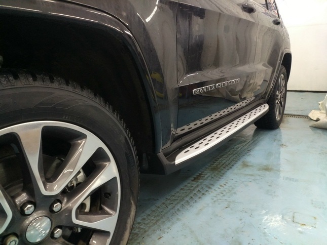   Jeep Grand Cherokee 2011-