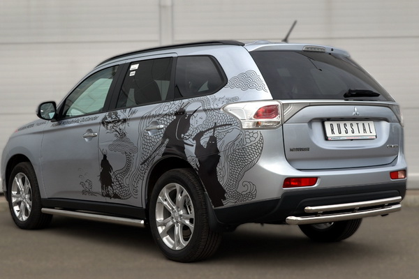     Mitsubishi Outlander 2012