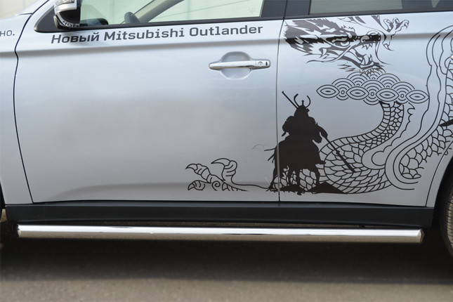   Mitsubishi Outlander 2012