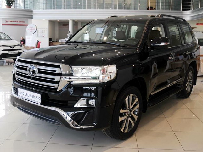  executive toyota land cruiser 200