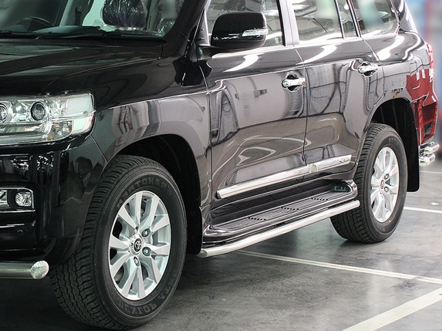 Toyota Land Cruiser 200 Executive Lounge  