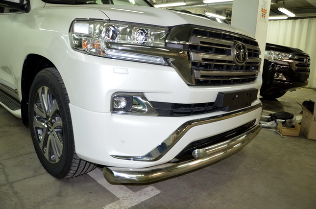   Toyota Land Cruiser 200 Executive (2016.-)