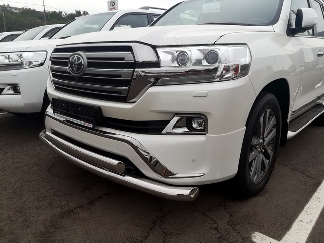 �������� ������ ���� Toyota Land Cruiser 200 Executive 2016
