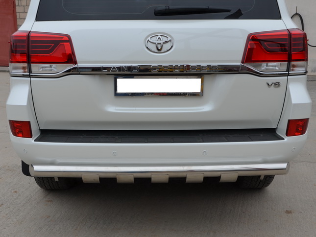   Toyota Land Cruiser 200 2016