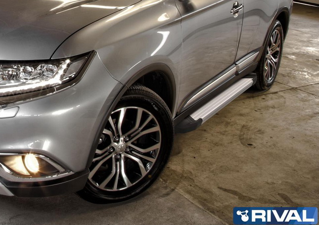  Mitsubishi Outlander 2015