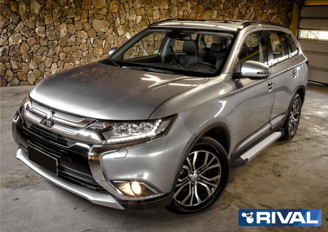   Mitsubishi Outlander 2015