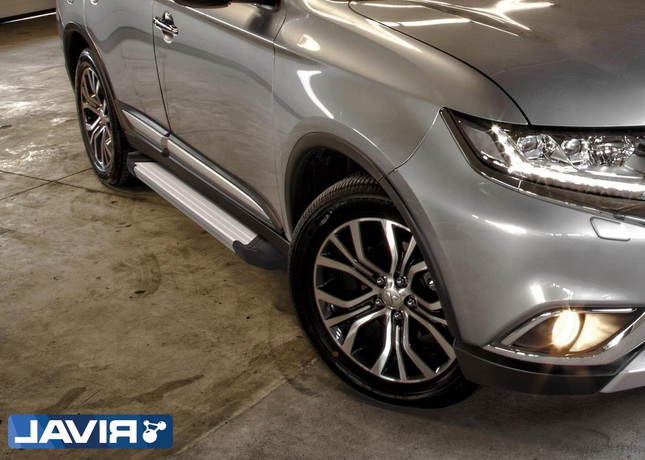   Mitsubishi Outlander 2015