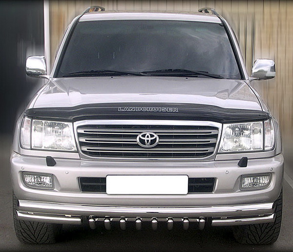    Toyota Land Cruiser 100