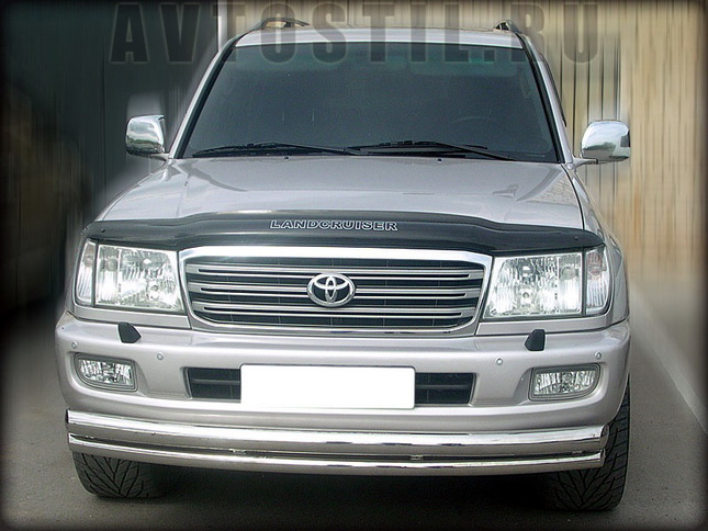    Toyota Land Cruiser 100