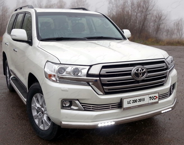     Toyota Land Cruiser 200 2015