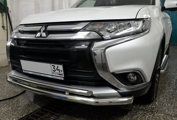     Mitsubishi Outlander 2015