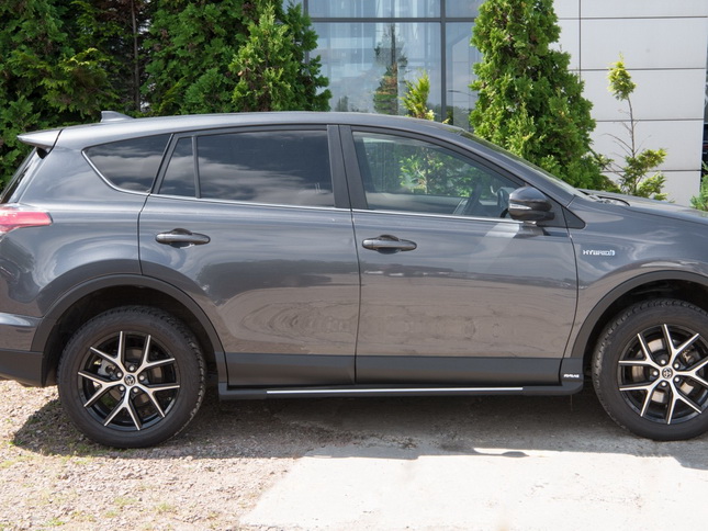   Toyota RAV4 2015