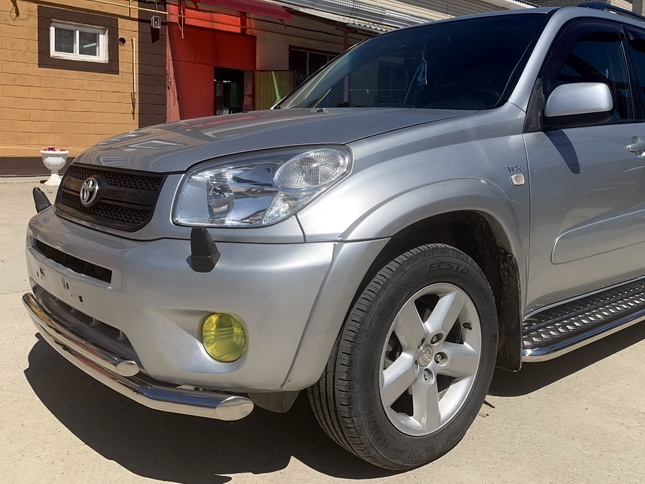   Toyota RAV-4 2001