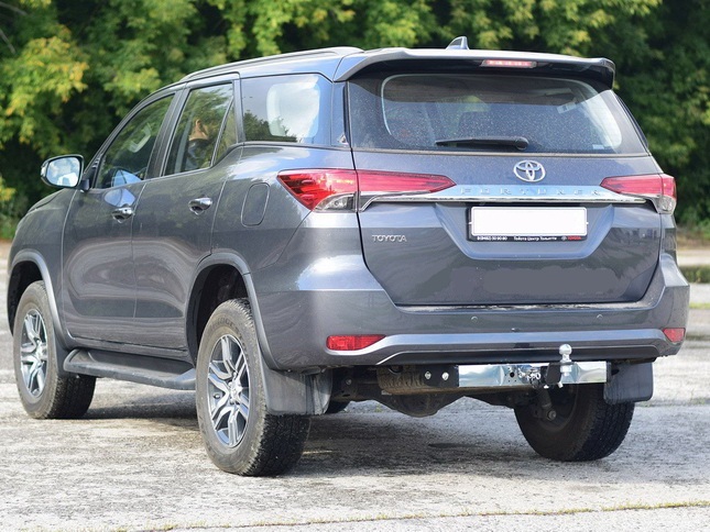   Toyota Fortuner 2017