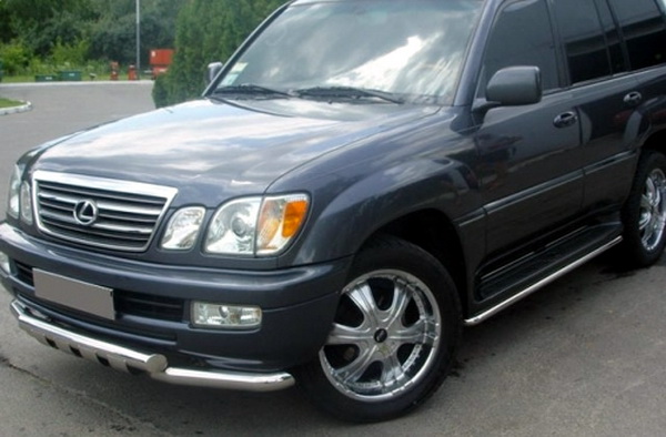    Lexus LX470