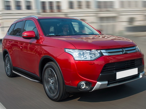    Mitsubishi Outlander 2015-