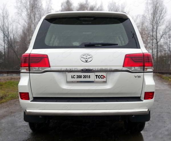   Toyota Land Cruiser 200 2016