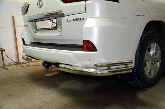    Lexus LX570 2016