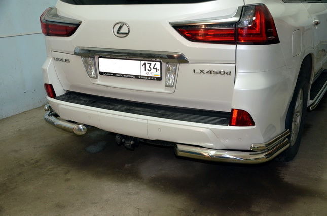    Lexus LX570 2016
