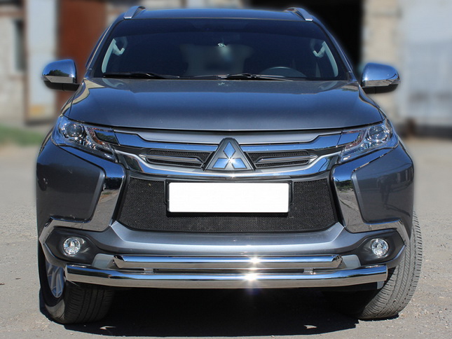   MITSUBISHI PAJERO SPORT 2017