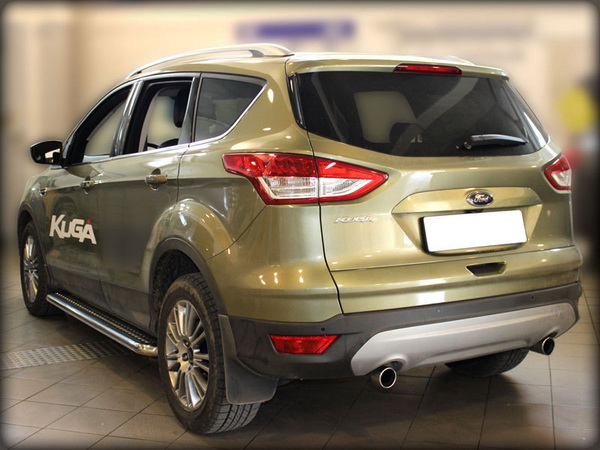   Ford Kuga 2013