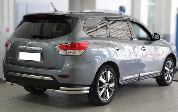   Nissan Pathfinder 2015