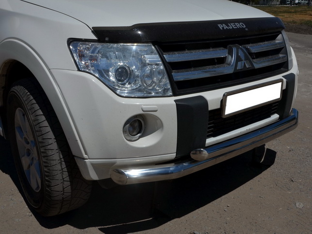   Mitsubishi Pajero 4